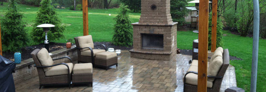 Outdoor Kitchens and Fireplaces